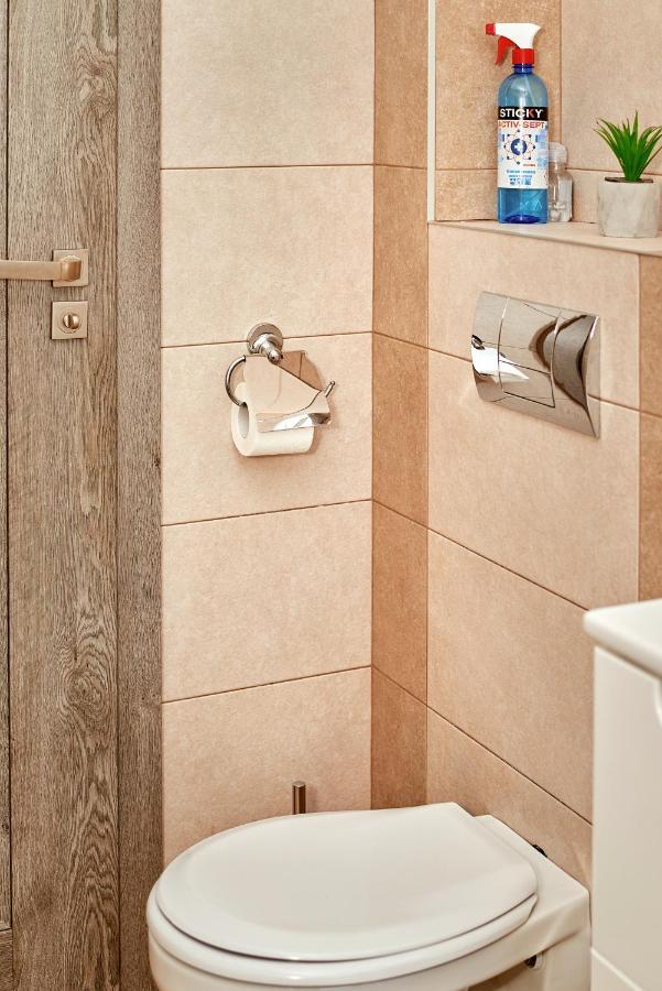 Nuuc Aparthotel Клуж-Напока Екстериор снимка
