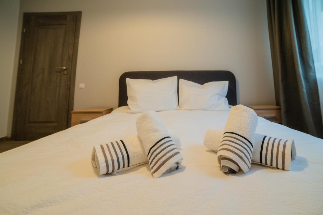Nuuc Aparthotel Клуж-Напока Екстериор снимка