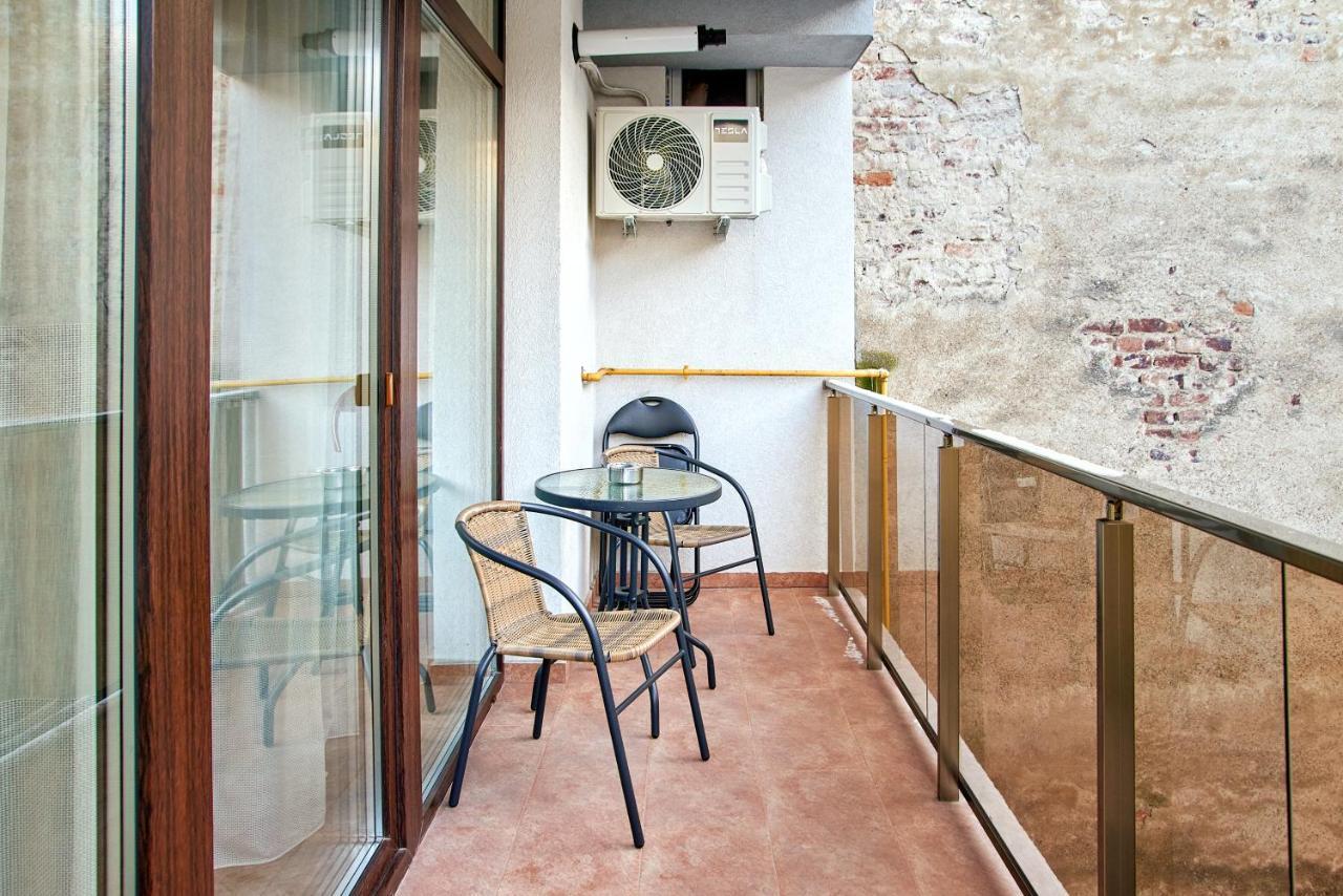 Nuuc Aparthotel Клуж-Напока Екстериор снимка